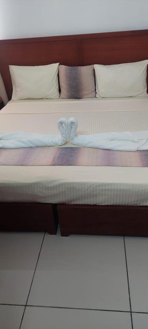 The Palm Residence Grand Baie Bagian luar foto